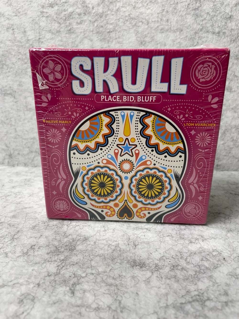 Skull Card Game -Bluff, Deception, and Roses – Asmodee USA,